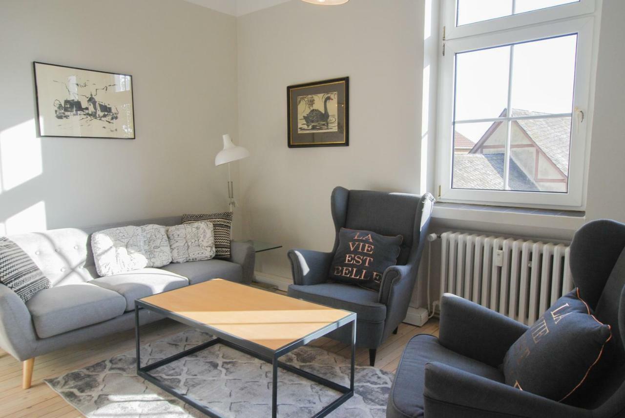 Alte Schule Gaestehaus - The Principal'S Rooms Appartment Bitburg Ngoại thất bức ảnh